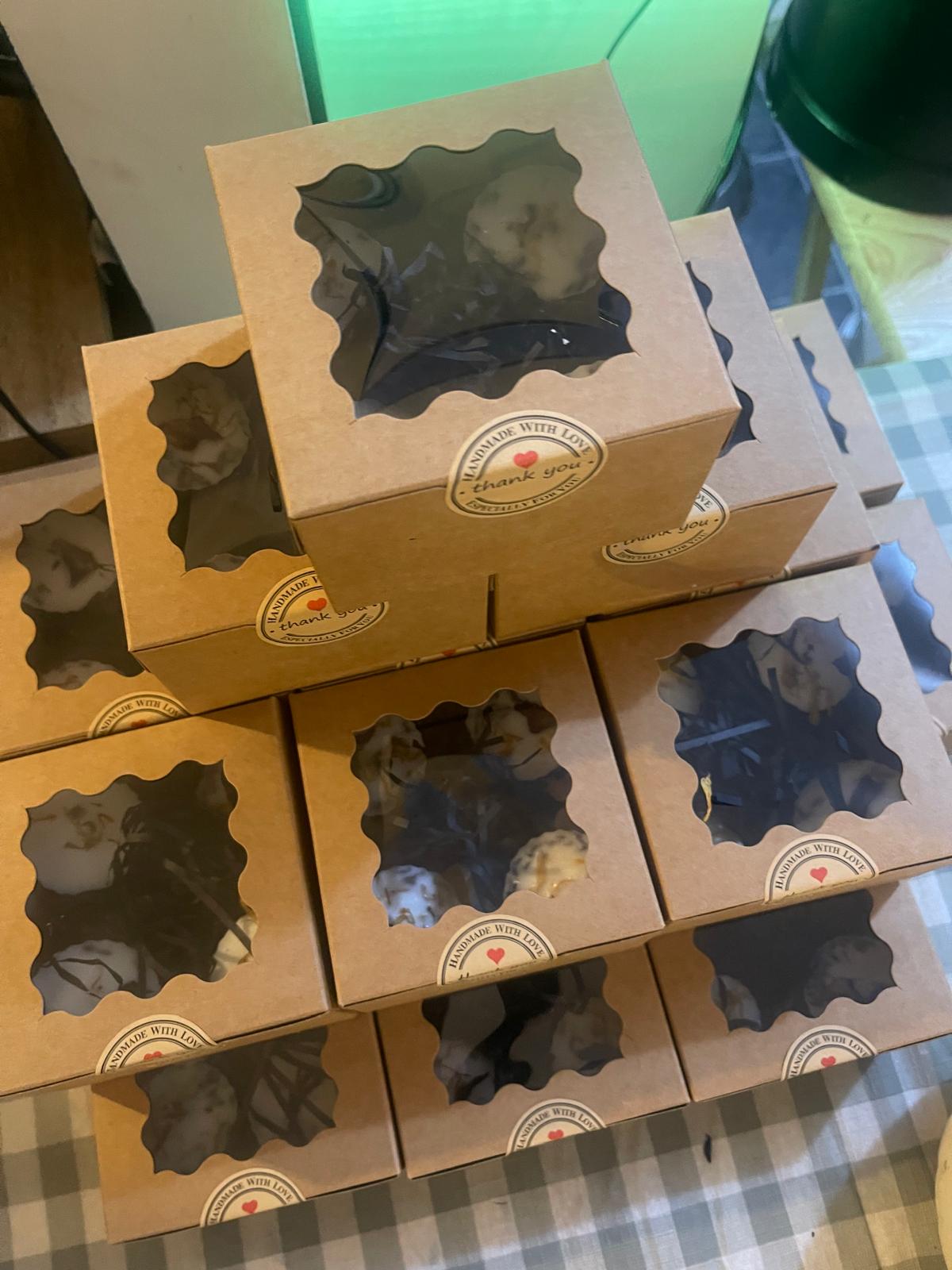 4 large melt giftbox just nuts