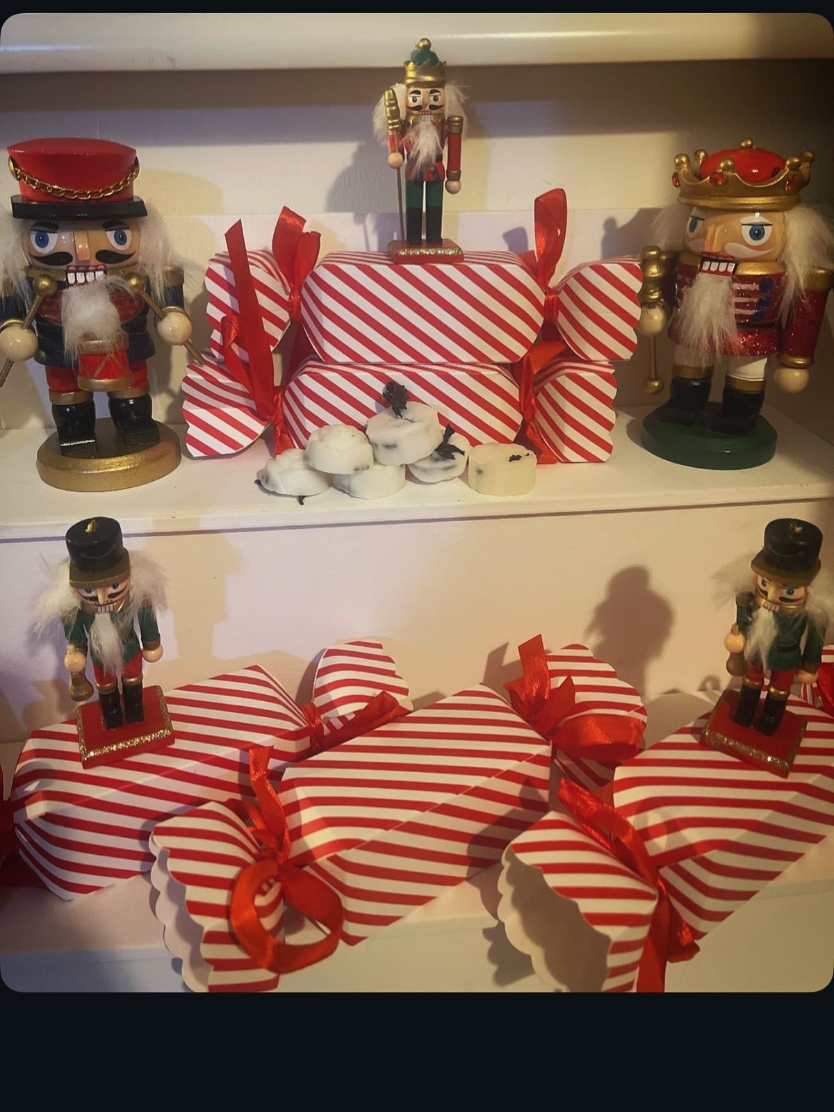 Nutcracker scented cracker