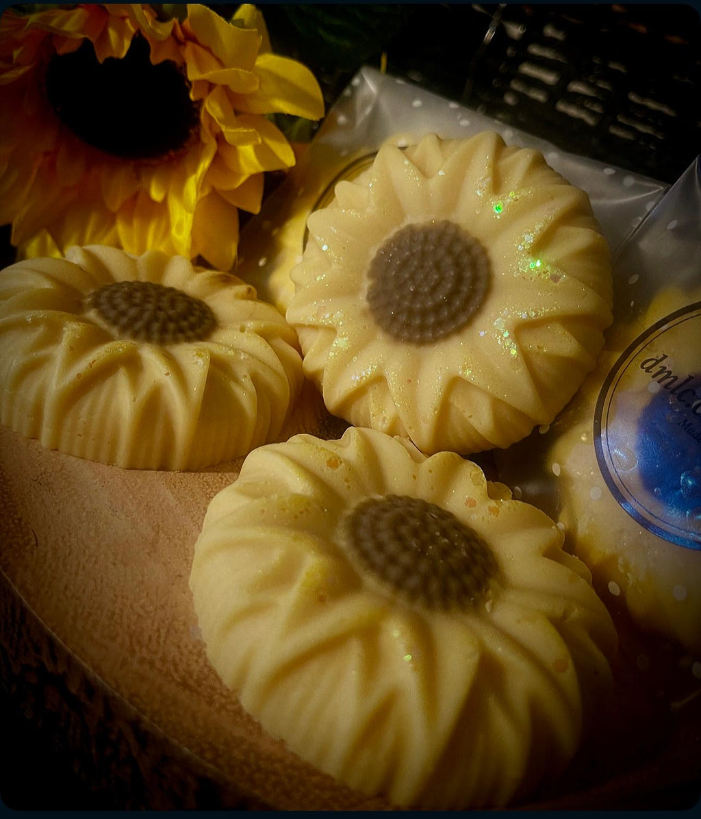 Large sunflowers wax melt